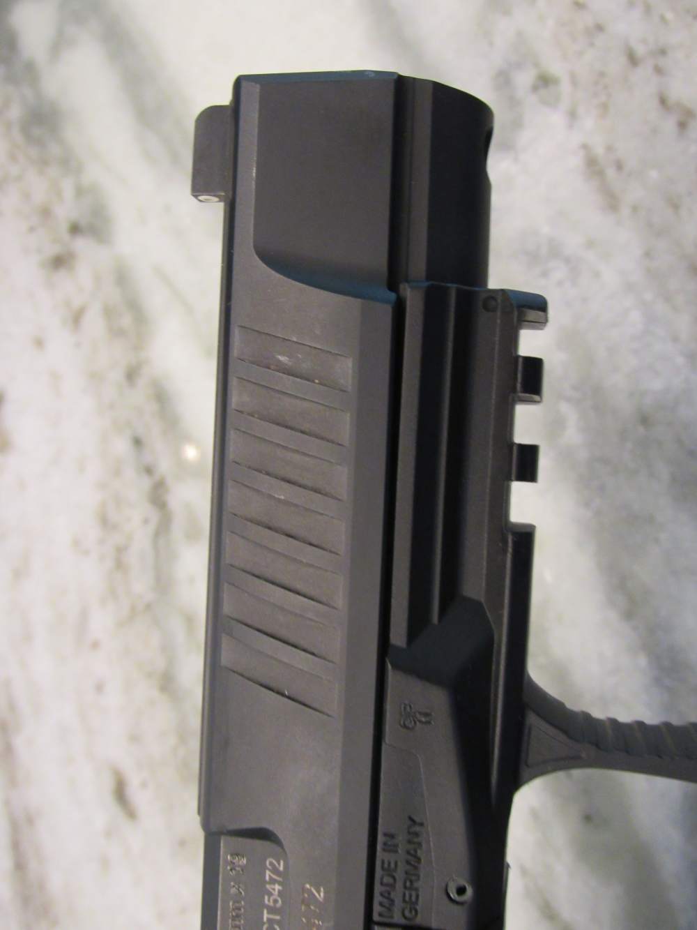 Walther Arms PPQ M2 9MM 4"Brl Night Sights w/3 Mags in Box No Reserve-img-22
