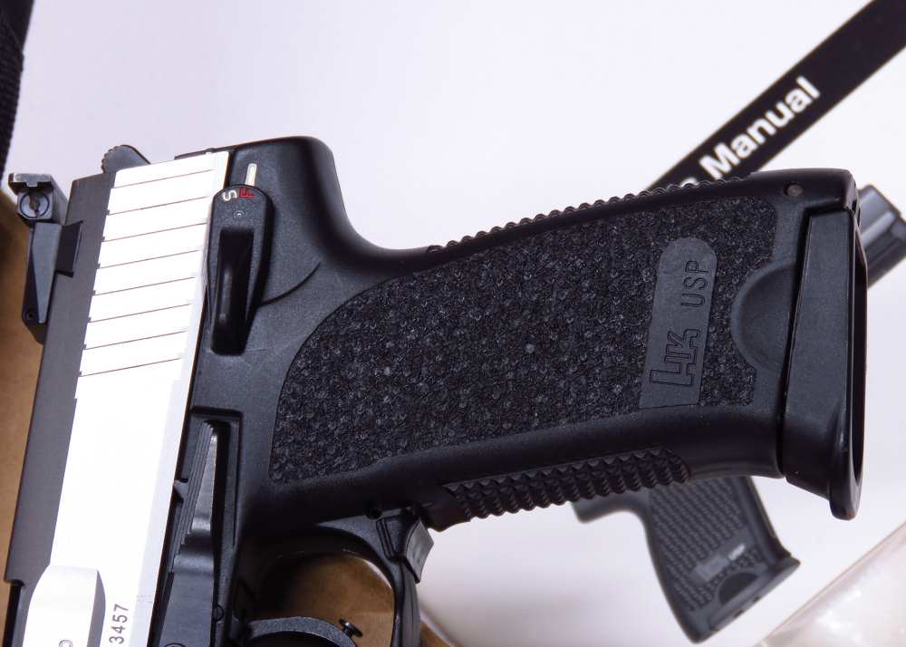 GRAIL H&K - NEARLY NEW FIRST YEAR 1997 USP MATCH 45 Two Tone SS W/ Orig Bag-img-6