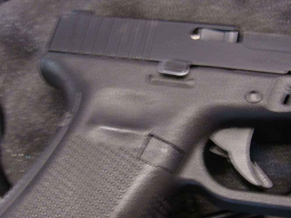 In Case Glock G45 9mm w/Night Sights 3 mags & Accessories No Resv-img-4