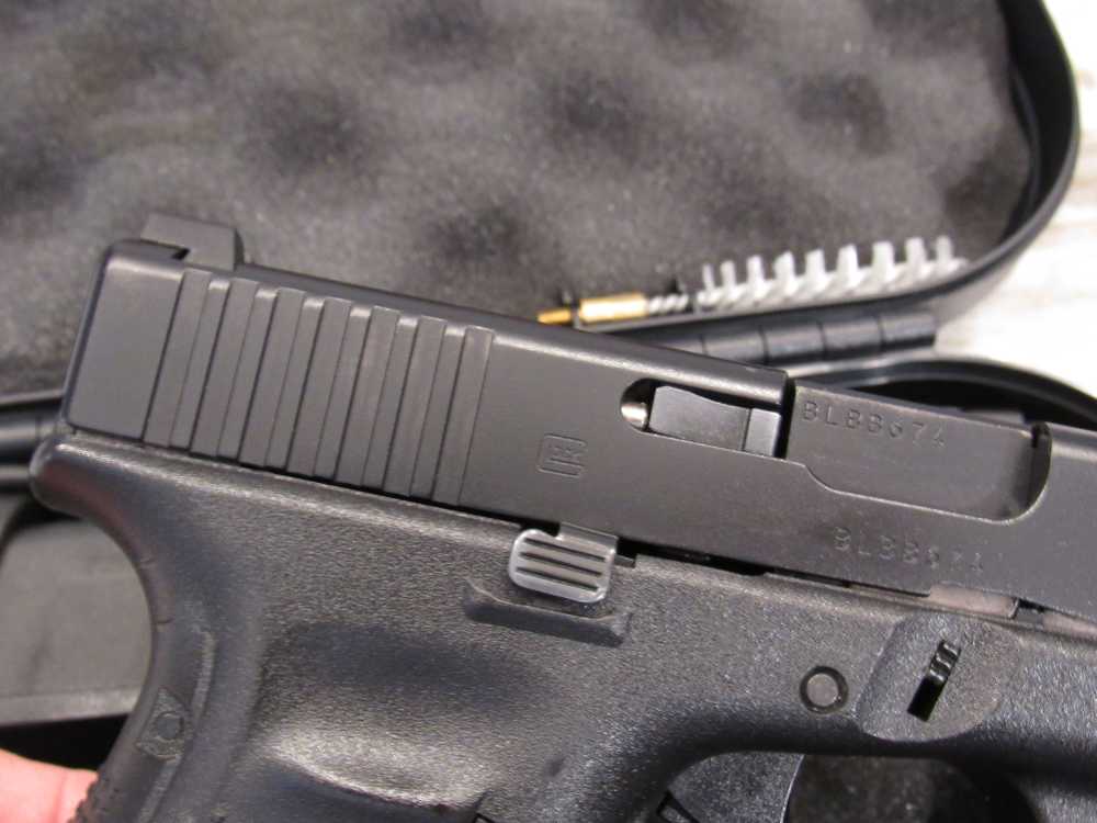 In Case Glock G45 9mm w/Night Sights 3 mags & Accessories No Resv-img-2