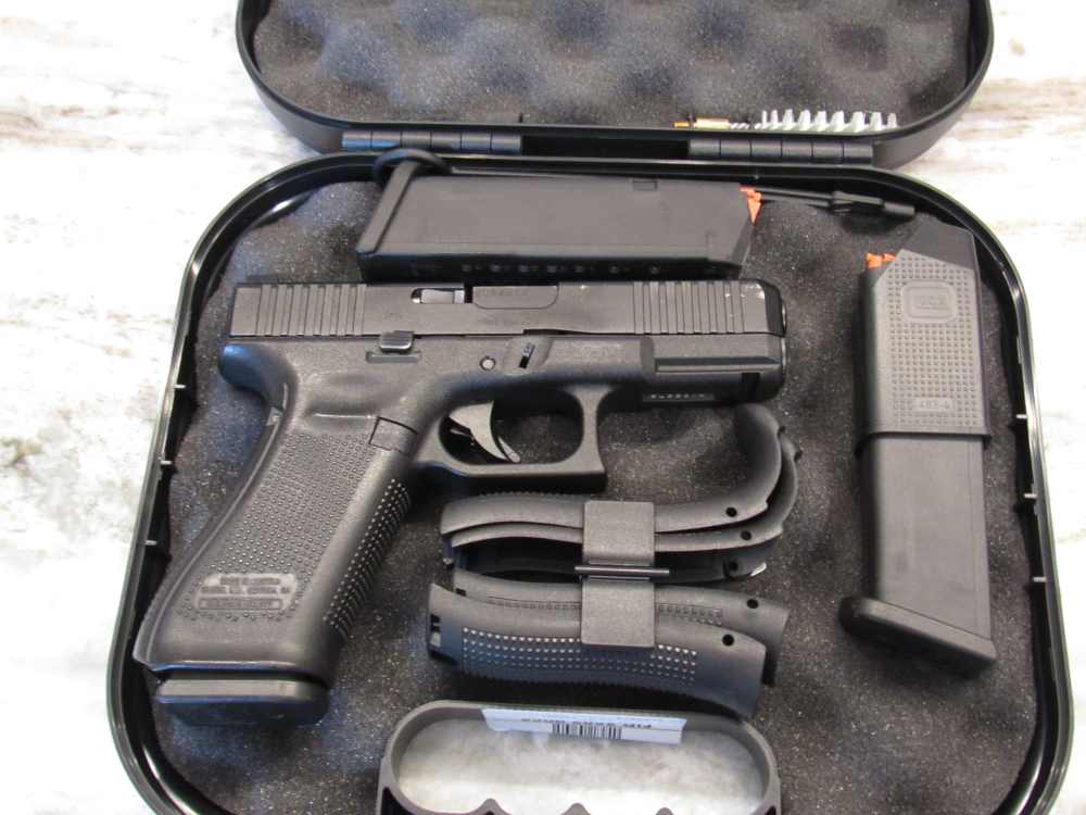 In Case Glock G45 9mm w/Night Sights 3 mags & Accessories No Resv-img-0