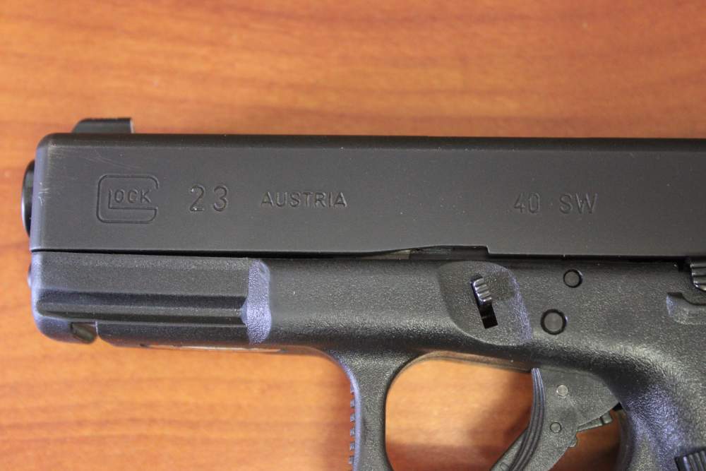 Glock 23 Gen 3 .40 S&W W/ 2 Extra Barrels & Lasermax Guide Rod-img-7