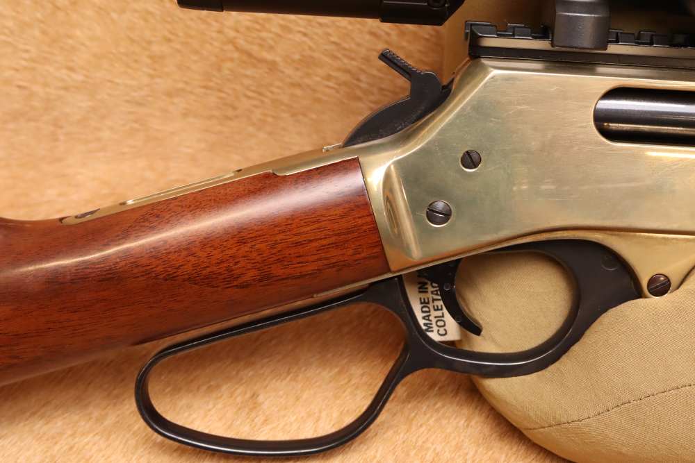 Henry H010B Big Boy .45-70 22" Brass and Blued Lever-Action Rifle w/ Scope-img-3