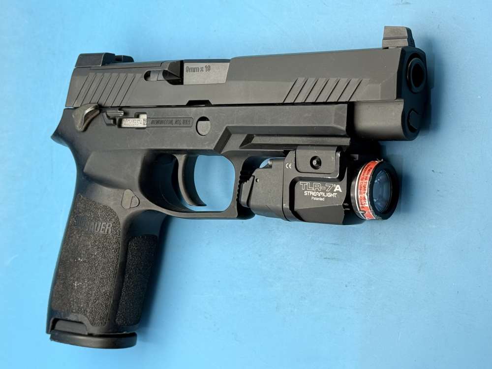 Sig Sauer M17 9MM Optics Ready Streamlight XLR-7X Light-img-7