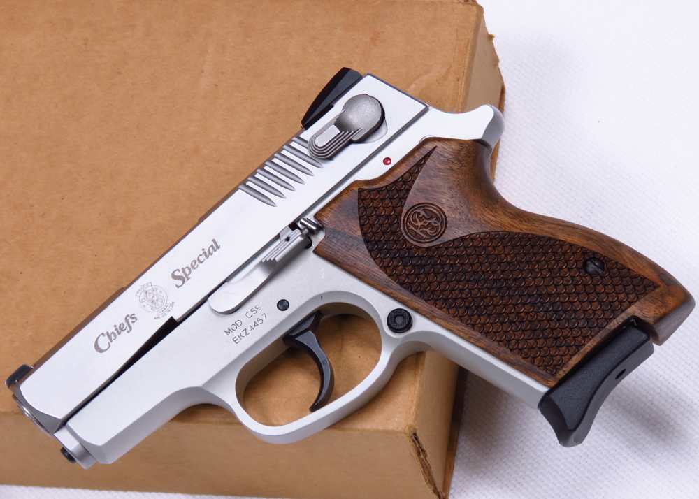 UNCOMMON & BEAUTIFUL S&W Cheifs Special CS9 9MM W/ Gorgeous Wood MINT Semi-img-4