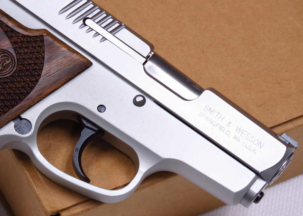 UNCOMMON & BEAUTIFUL S&W Cheifs Special CS9 9MM W/ Gorgeous Wood MINT Semi-img-7