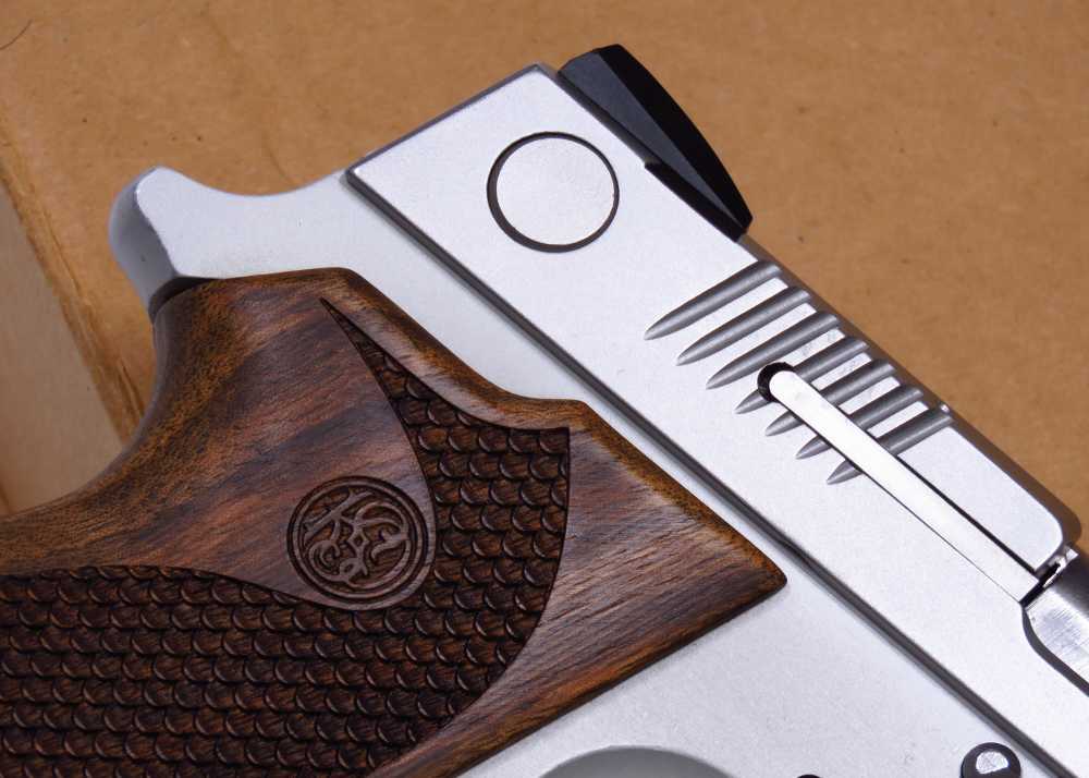 UNCOMMON & BEAUTIFUL S&W Cheifs Special CS9 9MM W/ Gorgeous Wood MINT Semi-img-11