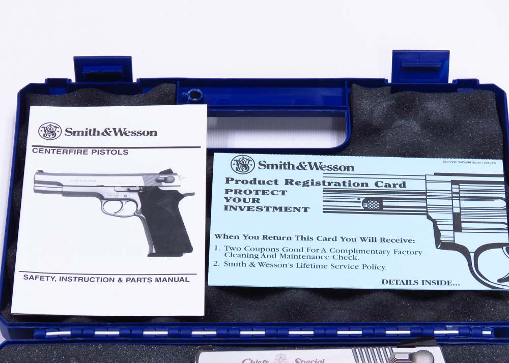 UNCOMMON & BEAUTIFUL S&W Cheifs Special CS9 9MM W/ Gorgeous Wood MINT Semi-img-39