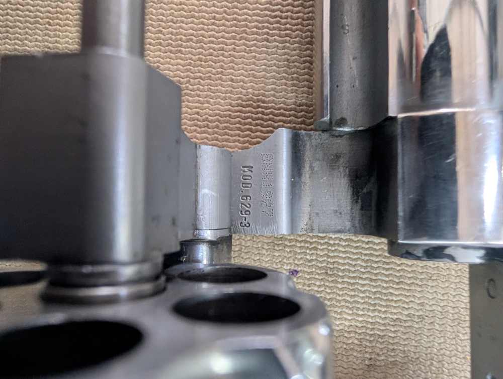 Smith & Wesson 629-3 .44 mag-img-4