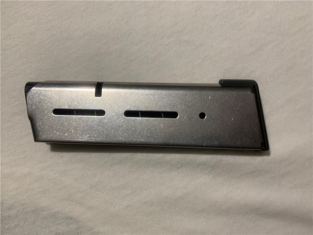 Wilson Combat 1911 45 ACP 8 Round magazine-img-1