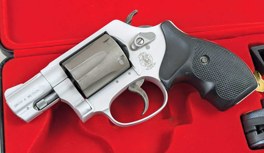 1999 Smith & Wesson 331 2" 32 H&R Mag Scandium Titanium AirLite Sc S&W-img-1