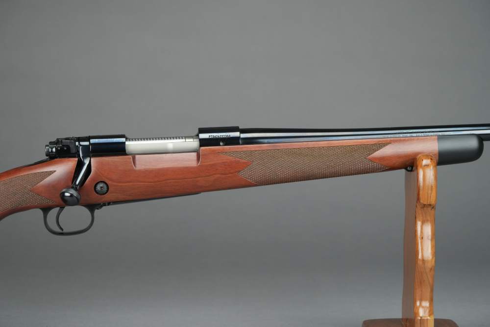 WINCHESTER M70 SUPER GRADE 308WIN *BRAND NEW*-img-4