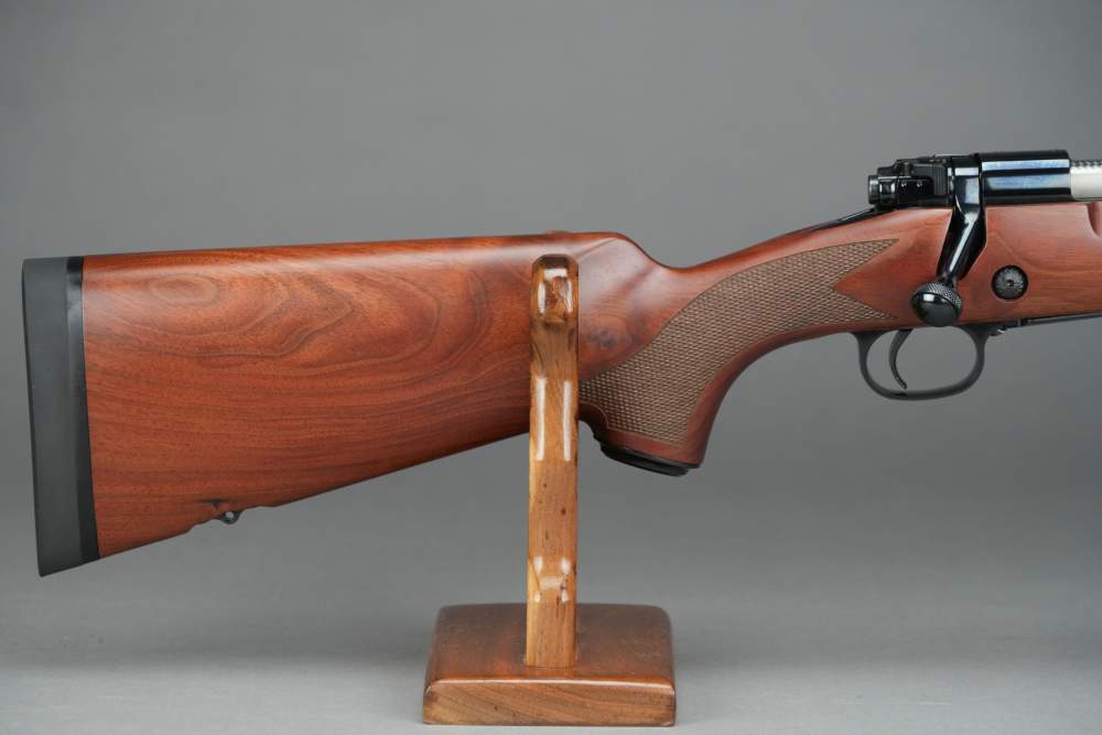 WINCHESTER M70 SUPER GRADE 308WIN *BRAND NEW*-img-2