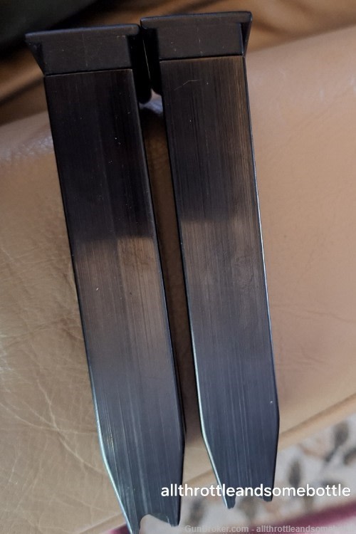(2) Factory Sig Sauer 10 Round Magazines For P226 40 S&W & 357 Sig-img-5