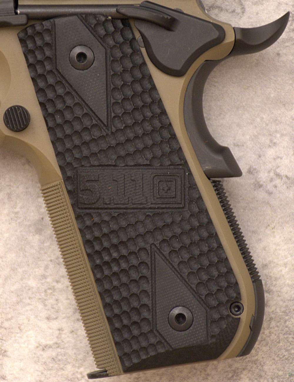 Limited-Edition New-in-Box Sig Sauer 1911 Carry 5.11 Tactical Pistol FDE 45-img-5