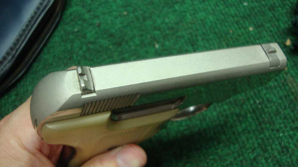 Smith & Wesson Model 61 Escort 22LR with orig box-img-4