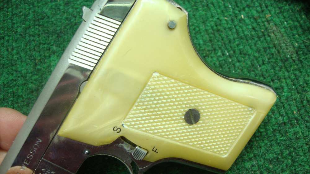 Smith & Wesson Model 61 Escort 22LR with orig box-img-7
