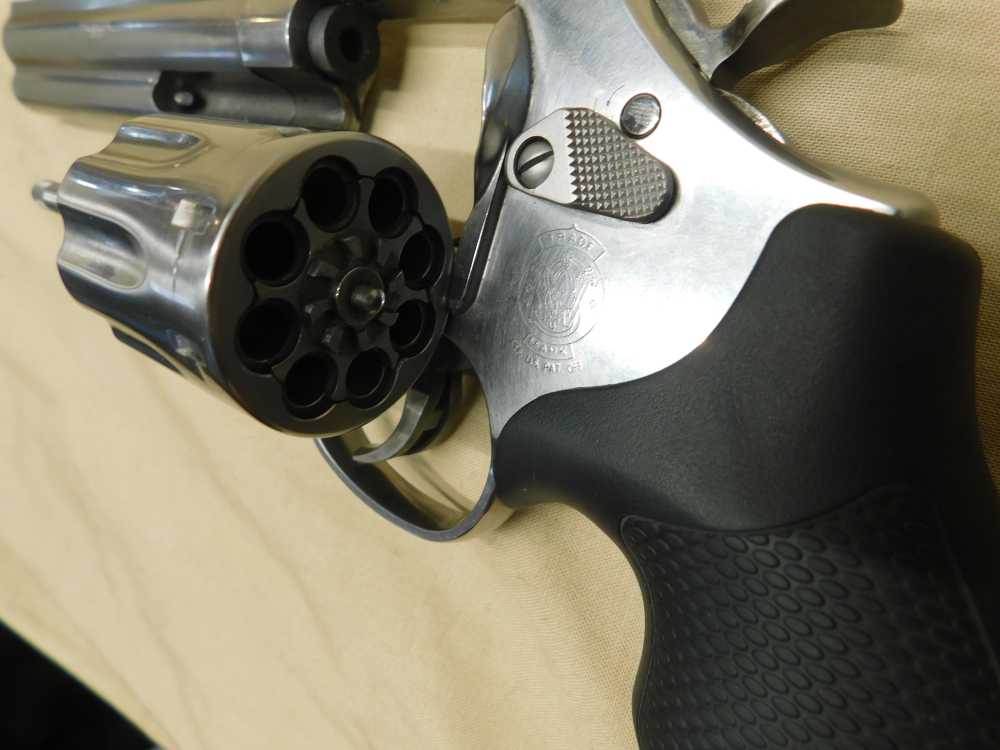 Smith & Wesson 648-2, 22 Mag-img-4