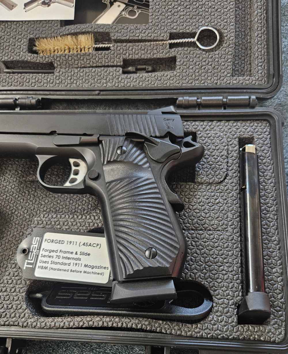 Tisas Devil's Ray Carry 45 ACP 4.25 Barrel Colt 1911 Springfield Details Br-img-3