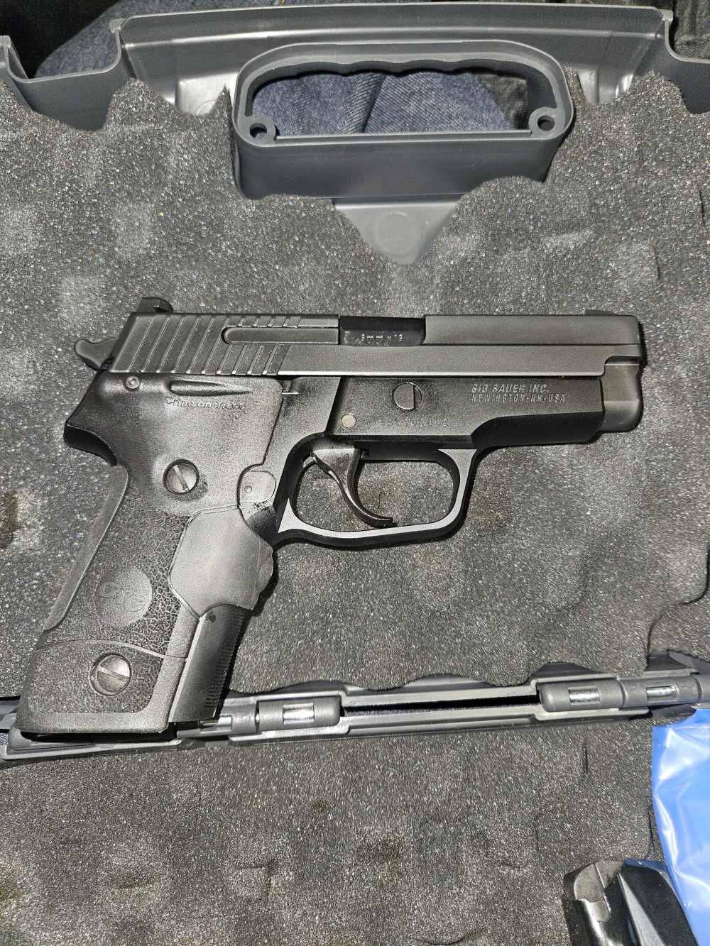 Sig Sauer P229 M11A1 9mm Laser grips Ngt Sights  5 mags P226 P228 G19 92FS-img-10
