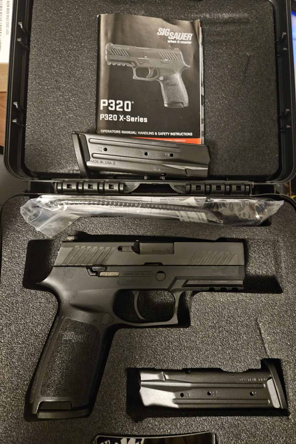 Sale Sig Sauer P320 Carry 3.9" 9MM 2-17 Round Mags Night Sights G19X G17 -img-0