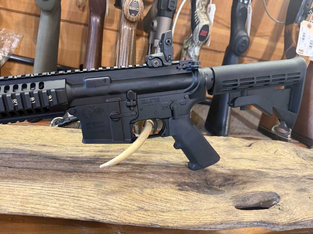 Colt LE6940 5.56 NATO LE Carbine 2013 config BNIB-img-2