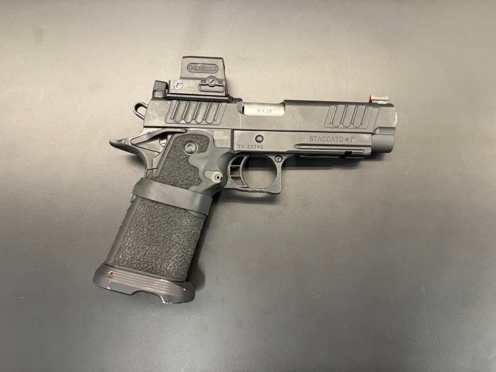 STACCATO P DUO W/ HOLOSUN & 5 MAGAZINES-img-2