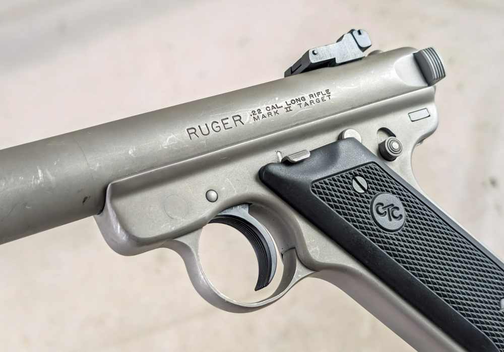 2000 AWC Amphibian S Ruger Mark II Integral 22LR Supressed Pistol CTC Grips-img-8