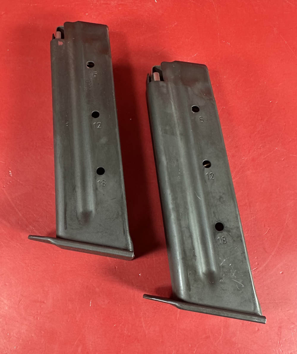 Steyr GB 9MM 5.25" 2-18 Rd Mags. Excellent Condition-img-12