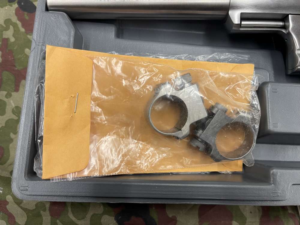 Ruger Super Redhawk 454 Casull 7 Inch Barrel Looks New in Box Stainless-img-1