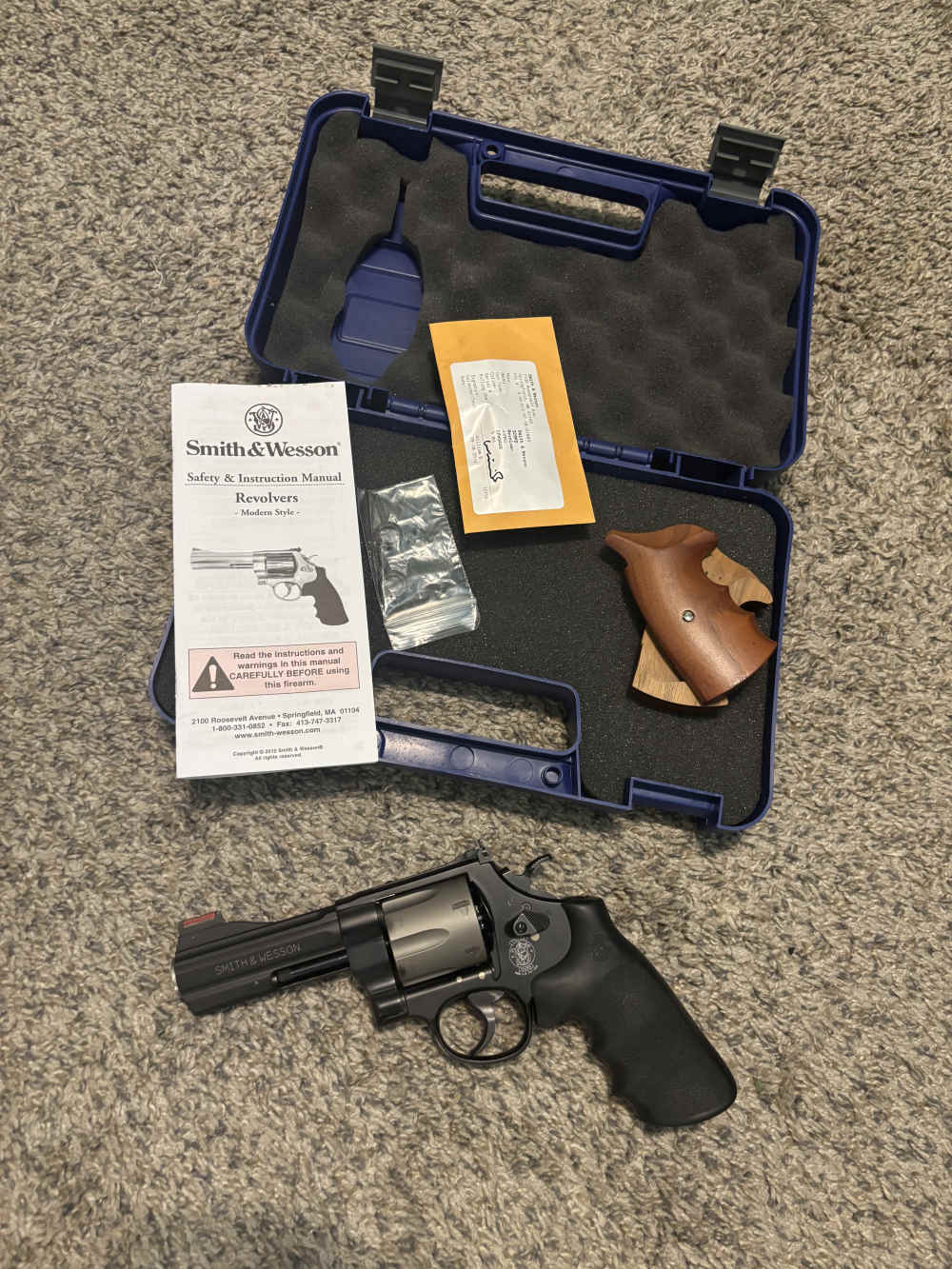 Smith and Wesson Model 329PD-img-0