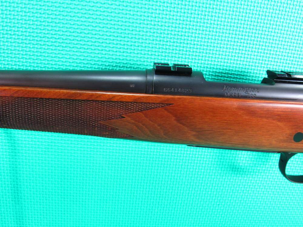 Scarce Remington Model 700 CDL 7mm-08 Blued 24” Made in 2004 Bolt Action -img-15