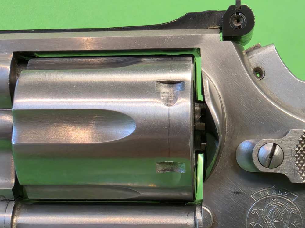 Smith & Wesson Model 66-3 Combat Magnum - .357 Mag - 2.5" Snub Nose-img-4