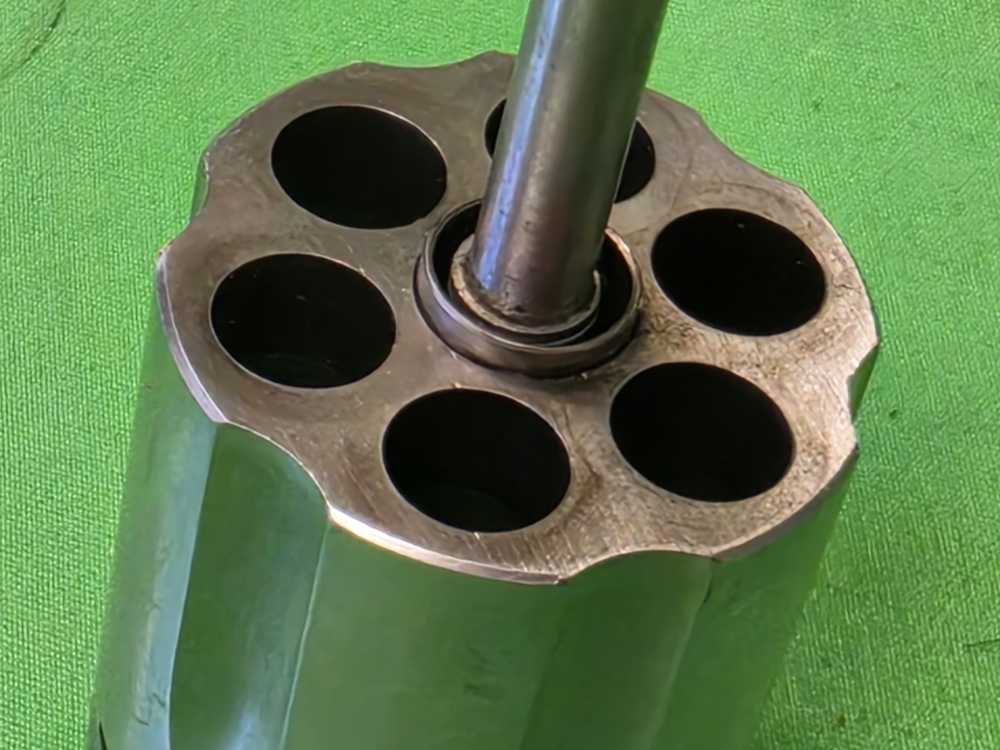 Smith & Wesson Model 66-3 Combat Magnum - .357 Mag - 2.5" Snub Nose-img-41