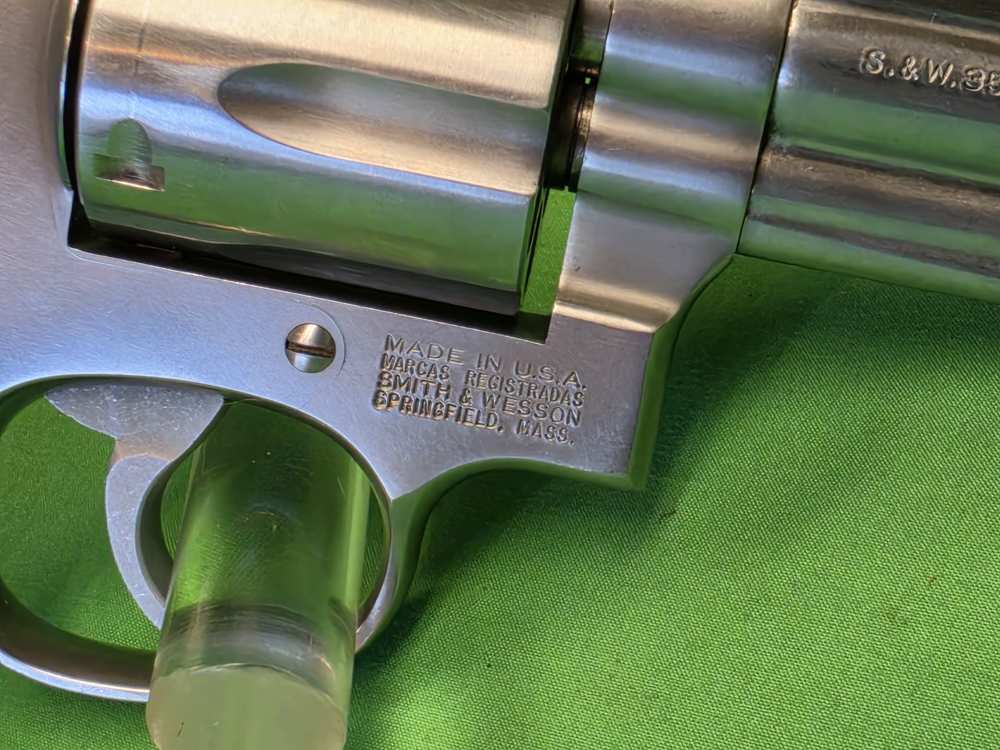 Smith & Wesson Model 66-3 Combat Magnum - .357 Mag - 2.5" Snub Nose-img-16