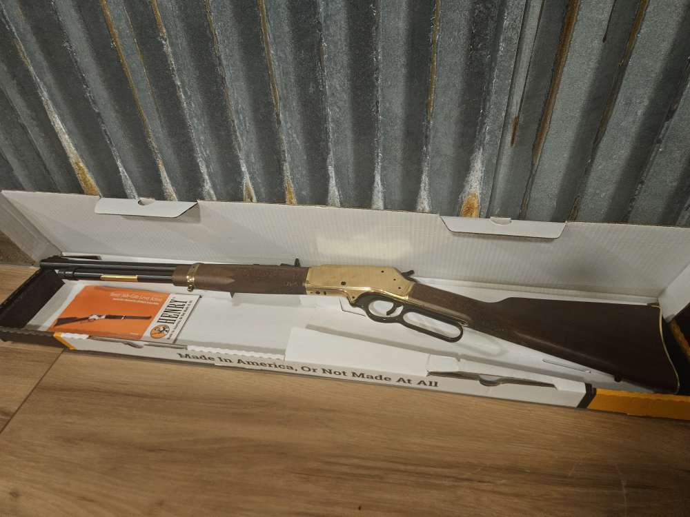 Henry Side Gate Lever Action .410 Bore Shotgun - NIB-img-1
