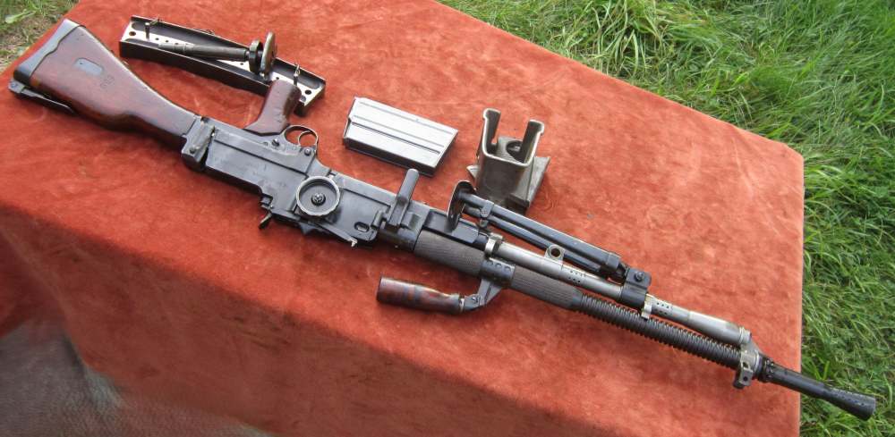 Czech VZ ZB-30 parts kit w/good Orig Barrel, mag, loader, bipod, monopod-img-37