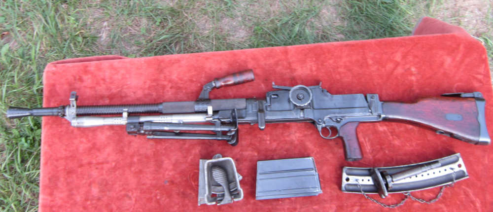 Czech VZ ZB-30 parts kit w/good Orig Barrel, mag, loader, bipod, monopod-img-4