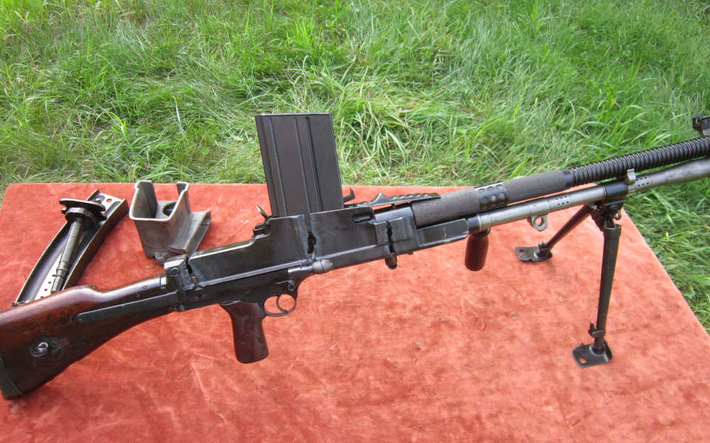 Czech VZ ZB-30 parts kit w/good Orig Barrel, mag, loader, bipod, monopod-img-2