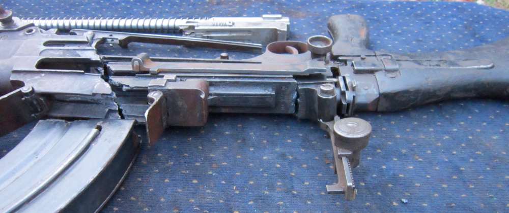 WW2 Vickers Berthier LMG parts kit, good barrel, bipod, mags,payments avail-img-9