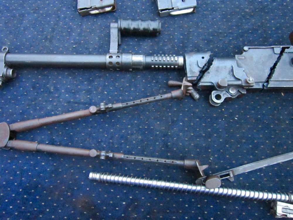 WW2 Vickers Berthier LMG parts kit, good barrel, bipod, mags,payments avail-img-31