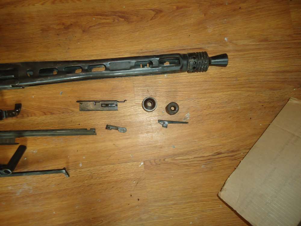 mg42/m53 parts kit excellent with long cut shroud bakelite stock-img-3