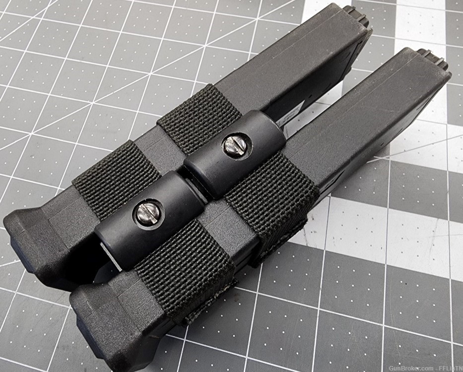 HK  USC Heckler and Koch  TWO USC 10 rounds Magazines set up 20 rounds-img-0