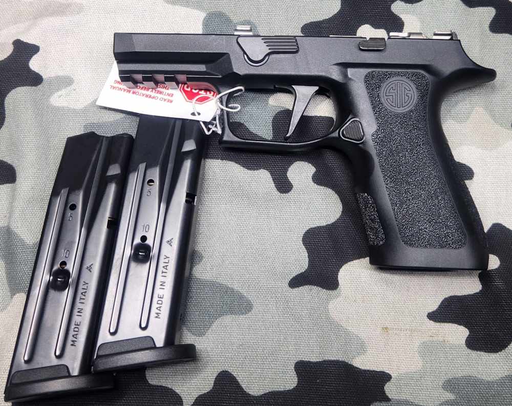 Sig P320 X Compact Complete Frame FSU 9MM Included 2 mags FLAT Trigger  New-img-1