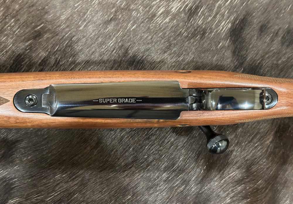 WINCHESTER MODEL 70 SUPER GRADE 30-06 SPFLD 24" GREAT WOOD, FREE SAFARI-img-17