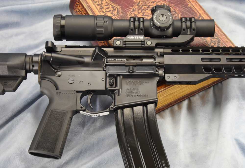 Radical Firearm FR16 Socom 16" HBAR .300 blackout w/ 1-8 tactical scope NIB-img-0