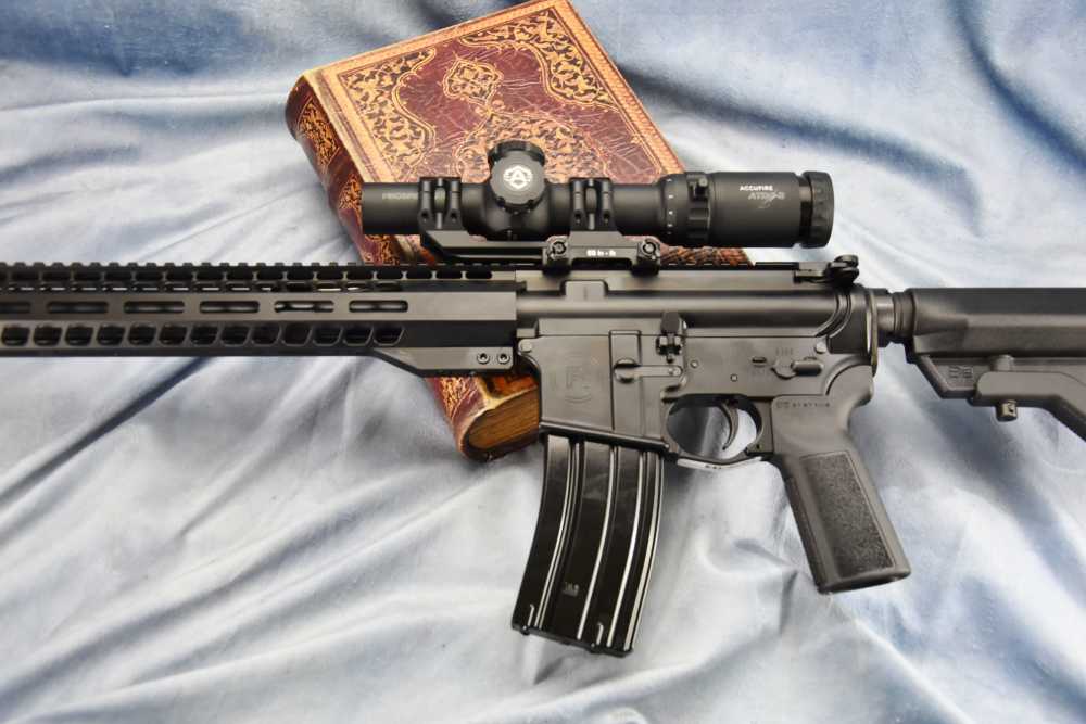 Radical Firearm FR16 Socom 16" HBAR .300 blackout w/ 1-8 tactical scope NIB-img-25