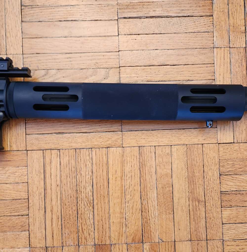 Bushmaster Predator XM15 223/5.56 AR15-img-12