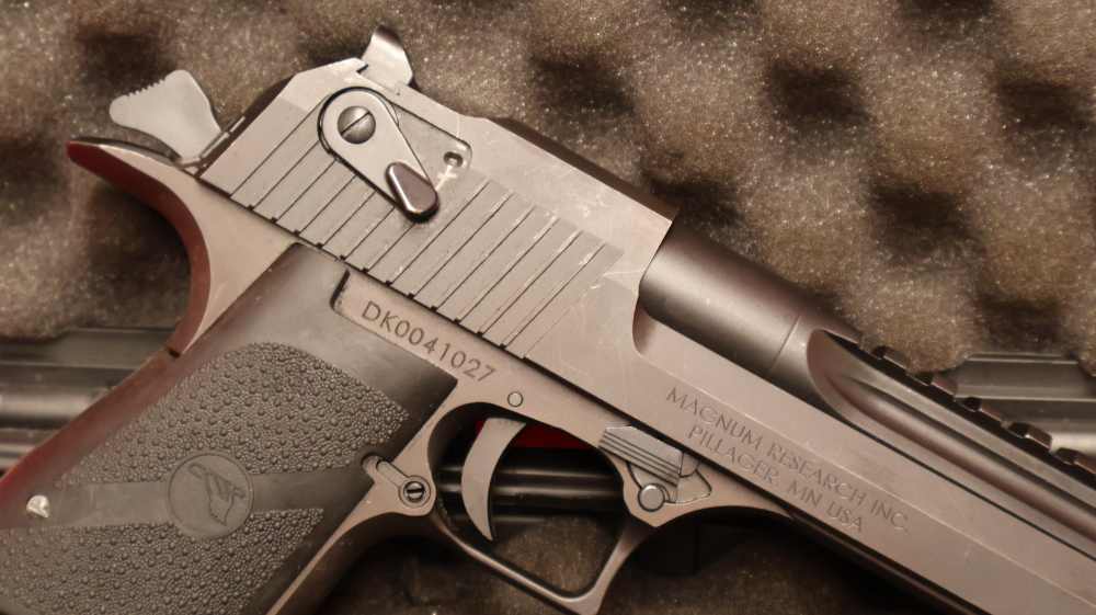 Magnum Research Desert Eagle Pistol 44 Magnum W/ box -img-2