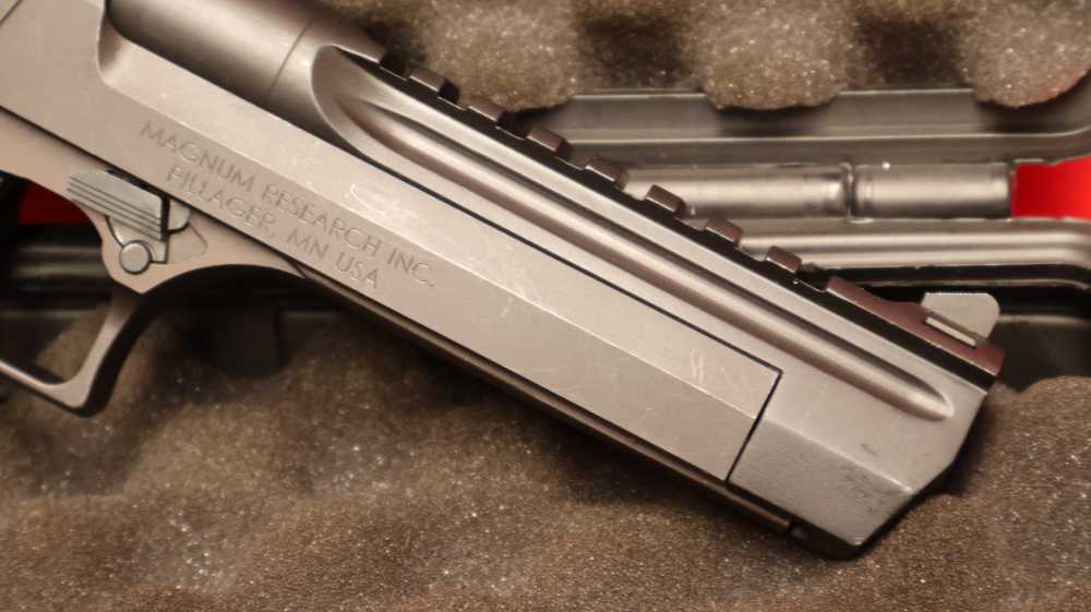 Magnum Research Desert Eagle Pistol 44 Magnum W/ box -img-3